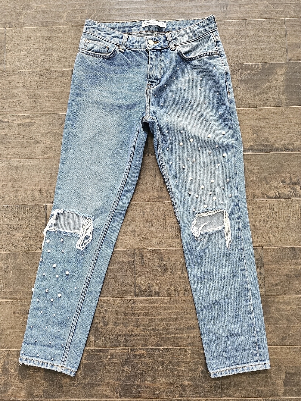 Zara Light Blue Distressed Pearl & Silver-Tone Embellished Women's Jeans Sz 4